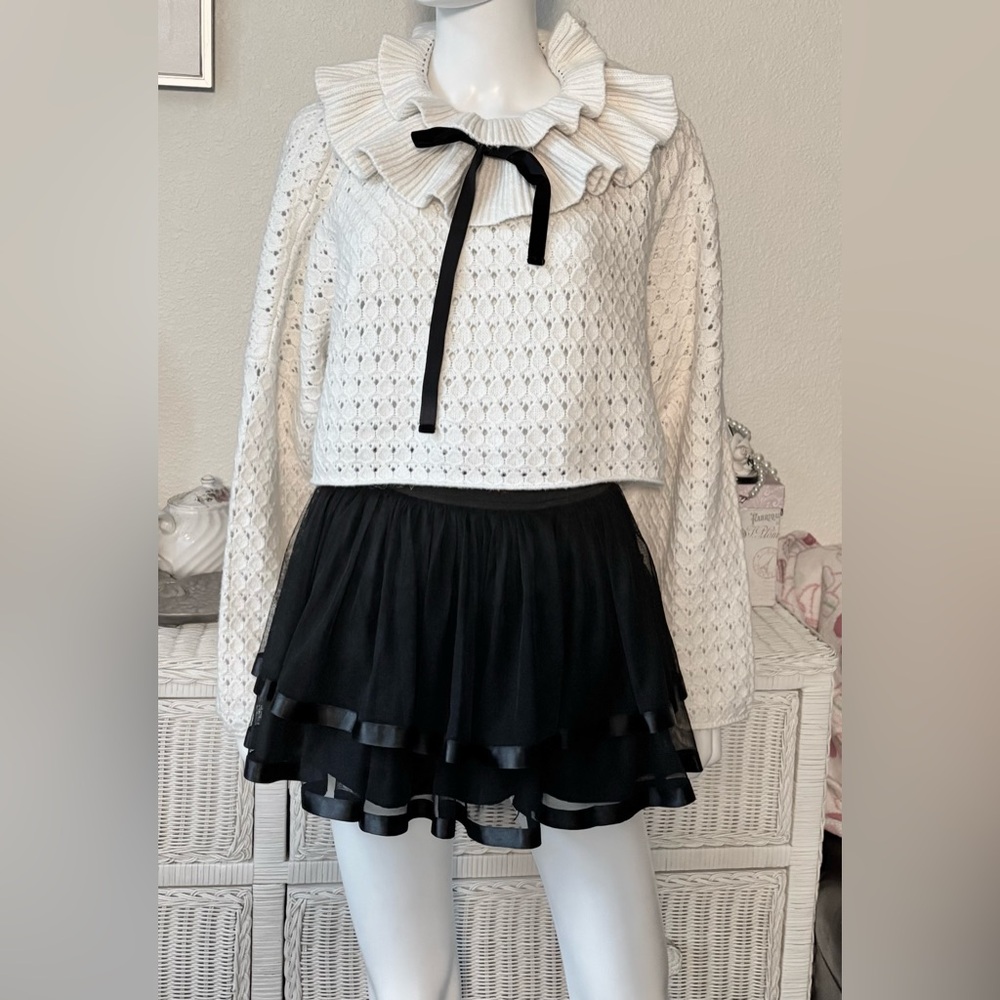 Zara Cropped Sweater Knit Eyelet Bell Sleeves Oversized Ruffles in Cream Size M